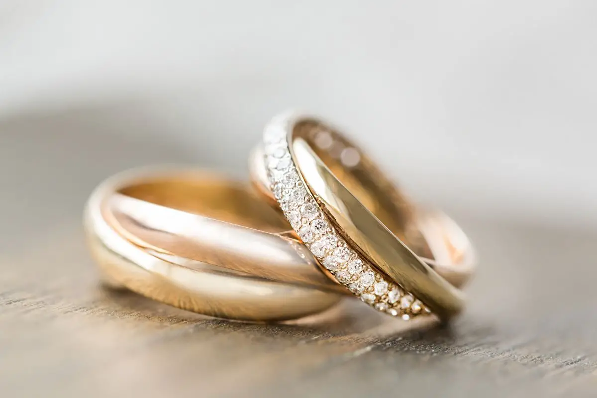 What does a wedding ring symbolize