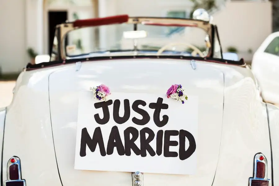 The cost of hiring a wedding car